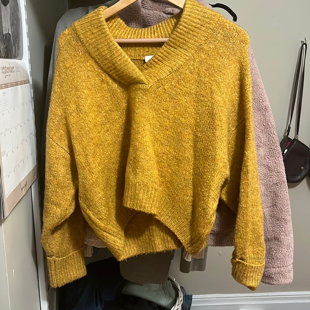 Yellow topshop sweater